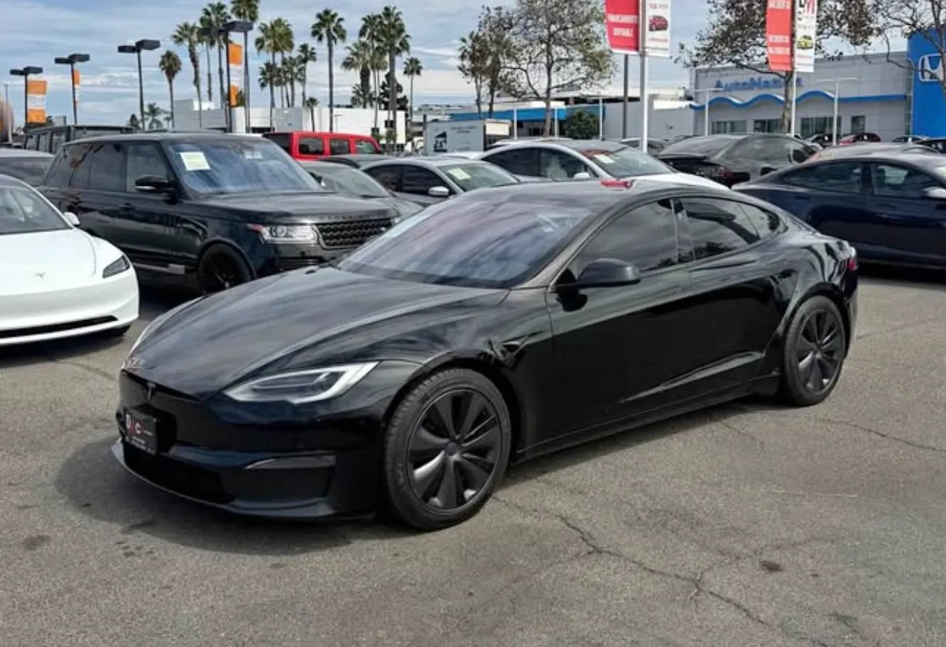 Used 2022 Tesla Model S Standard Range AWD/4WD image 2