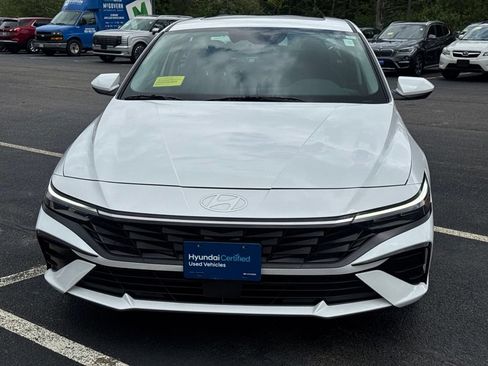 Certified 2024 Hyundai Elantra SEL w/ Convenience Package FWD image 2