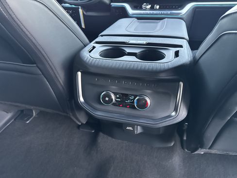 New 2025 Ford Expedition Platinum w/ Stealth Performance Package image 13