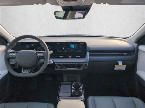 New 2026 Hyundai Ioniq 5 SEL image 18