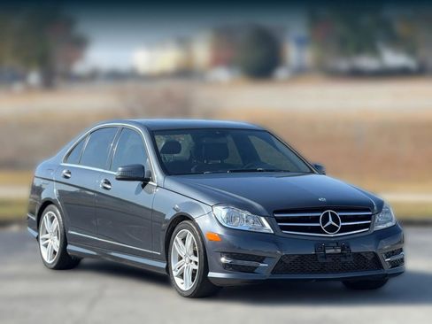Used 2014 Mercedes-Benz C 250 Sedan image 1