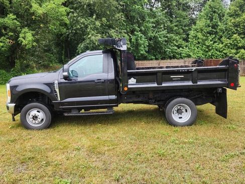 Used 2023 Ford F350 XL w/ Snow Plow Prep Package AWD/4WD image 6