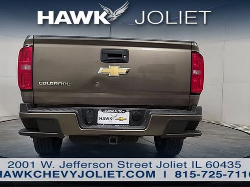 Used 2015 Chevrolet Colorado Z71 AWD/4WD image 6