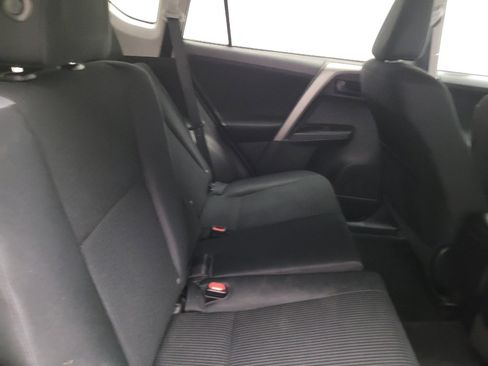 Used 2018 Toyota RAV4 LE w/ All Weather Liner Package image 19