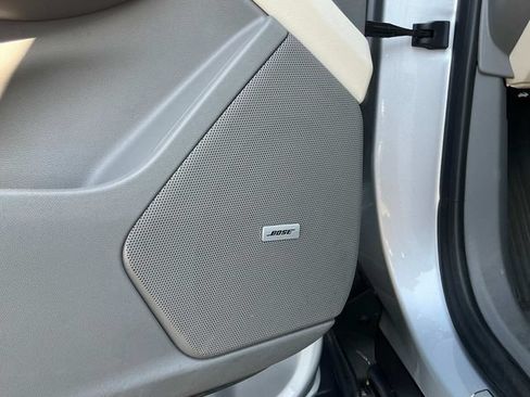 Used 2020 Cadillac XT6 Premium Luxury FWD image 37