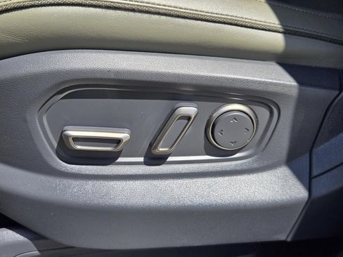 Used 2022 Rivian R1T Adventure AWD/4WD image 20