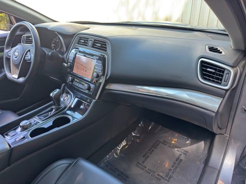 Used 2021 Nissan Maxima 3.5 SV w/ Floor Mat Group FWD image 13