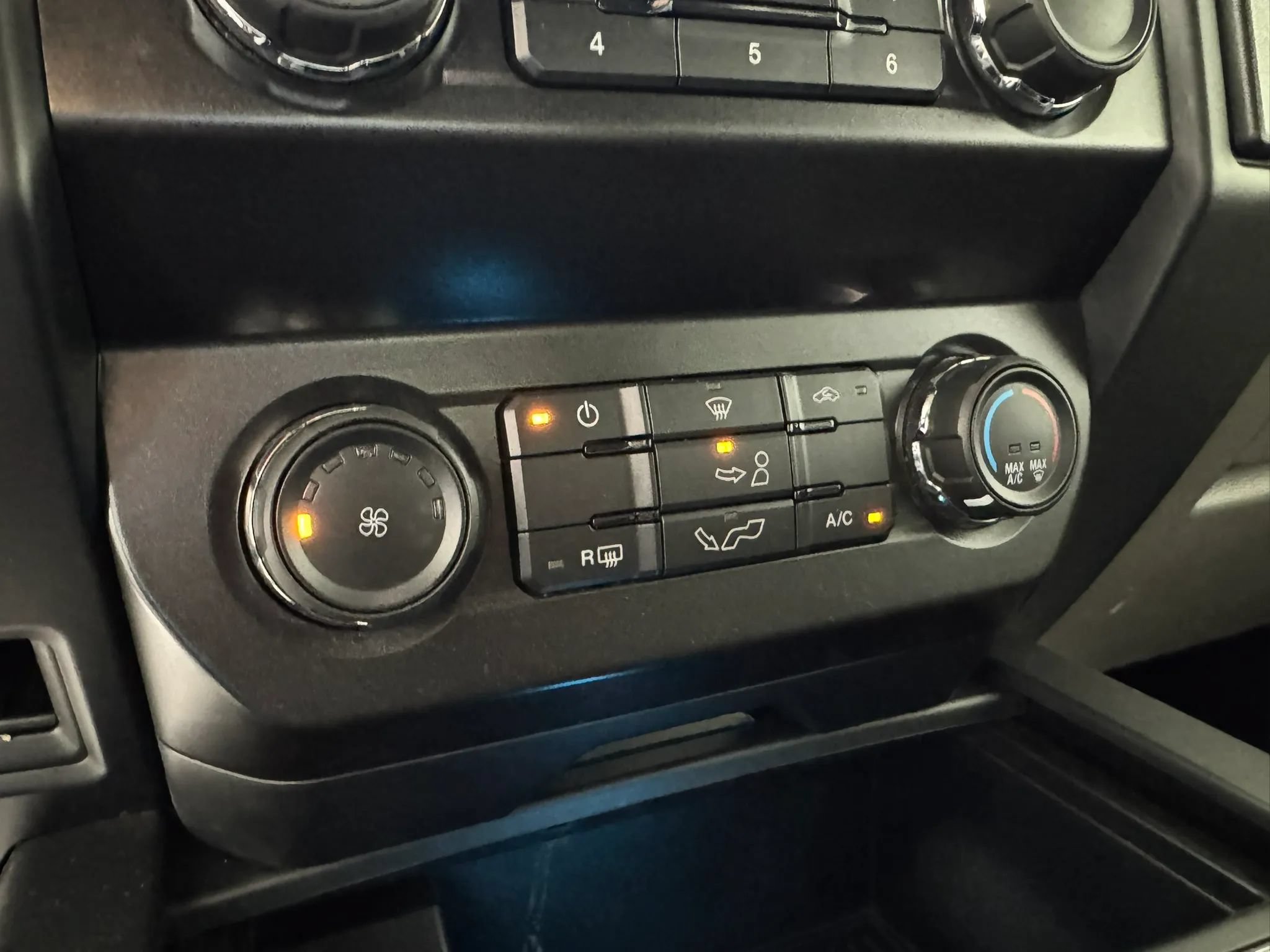 Used 2020 Ford F150 XL w/ Equipment Group 101A Mid AWD/4WD image 19