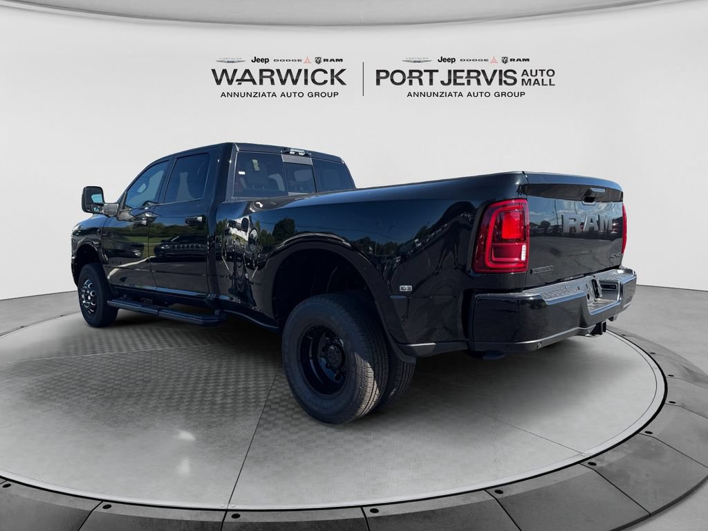 New 2026 RAM 3500 Big Horn AWD/4WD image 3
