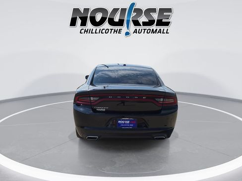 Used 2020 Dodge Charger SXT RWD image 7