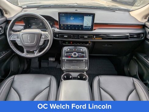 Used 2023 Lincoln Nautilus Reserve w/ Monochromatic Package image 11