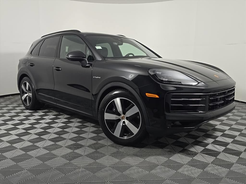 Certified 2026 Porsche Cayenne E-Hybrid AWD/4WD image 9