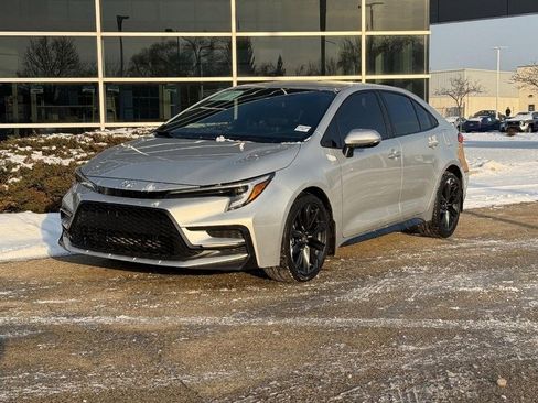Used 2024 Toyota Corolla SE image 7