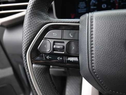 Used 2023 Toyota Sequoia Platinum image 30