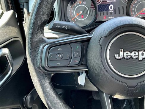 Used 2024 Jeep Gladiator Sport image 45