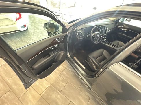 Used 2017 Volvo XC90 T6 Momentum w/ Vision Package AWD/4WD image 30