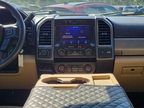 Used 2021 Ford F250 XLT AWD/4WD image 15