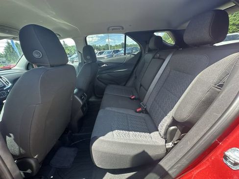 Used 2024 Chevrolet Equinox LT w/ LPO, Floor Liner Package FWD image 28