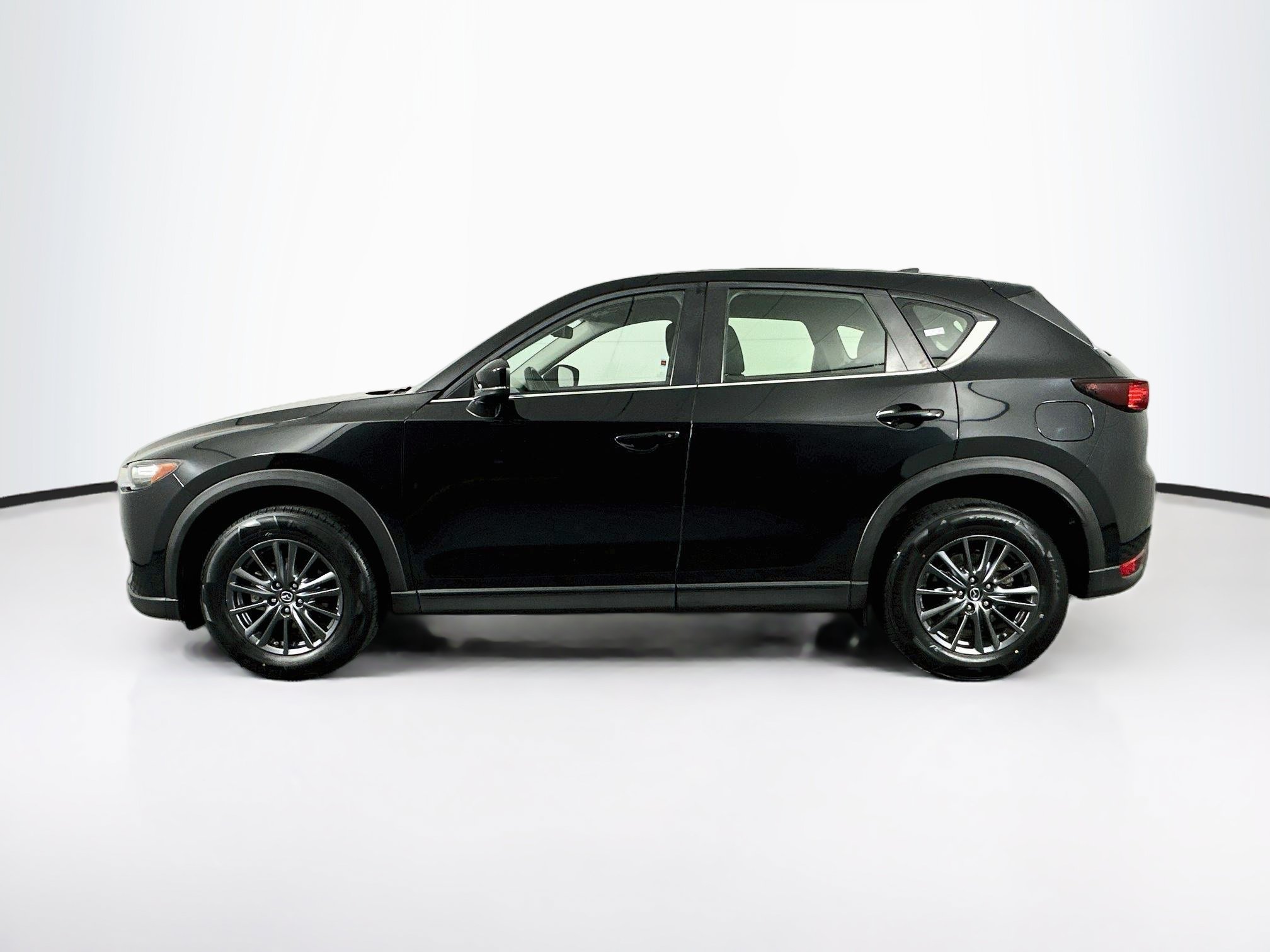 Used 2019 MAZDA CX-5 Sport FWD image 4
