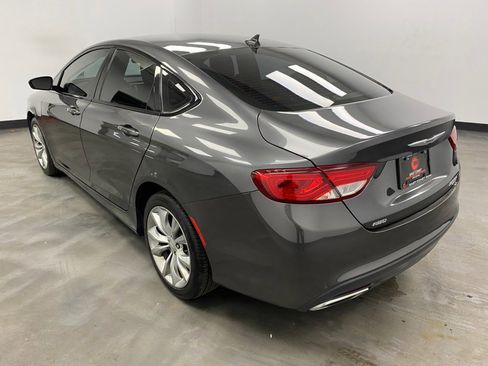 Used 2016 Chrysler 200 S w/ Comfort Group image 4