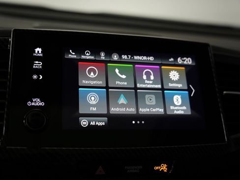 Used 2020 Honda Pilot Touring image 19