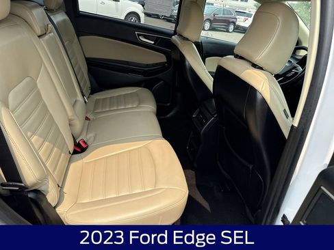 Used 2023 Ford Edge SEL AWD/4WD image 14