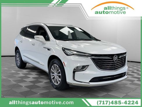 Used 2024 Buick Enclave Premium image 1