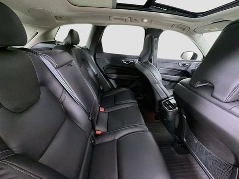 Used 2023 Volvo XC60 B5 Ultimate AWD/4WD image 29
