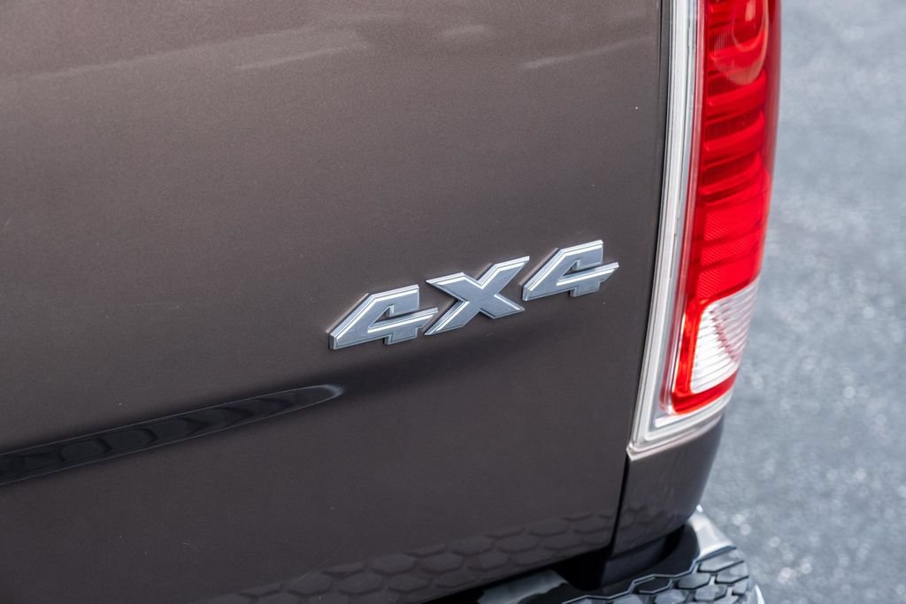 Used 2018 RAM 1500 Laramie w/ Convenience Group AWD/4WD image 33
