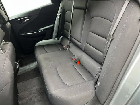 Used 2025 Chevrolet Malibu LT FWD image 7