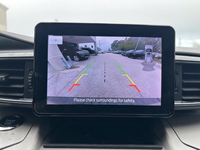 Used 2023 Ford Explorer XLT w/ Equipment Group 202A RWD image 17