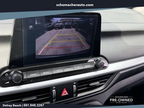 Used 2024 Kia Forte LXS w/ LXS Technology Package FWD image 21