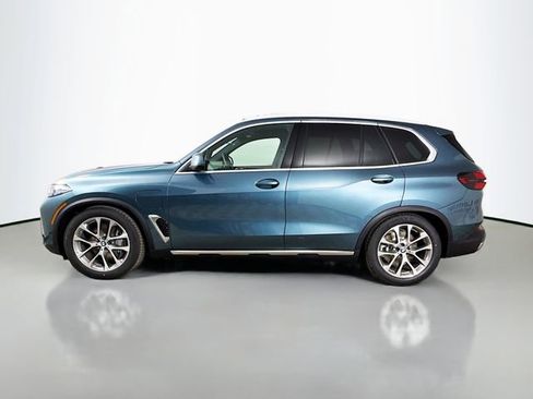 New 2026 BMW X5 xDrive50e image 4