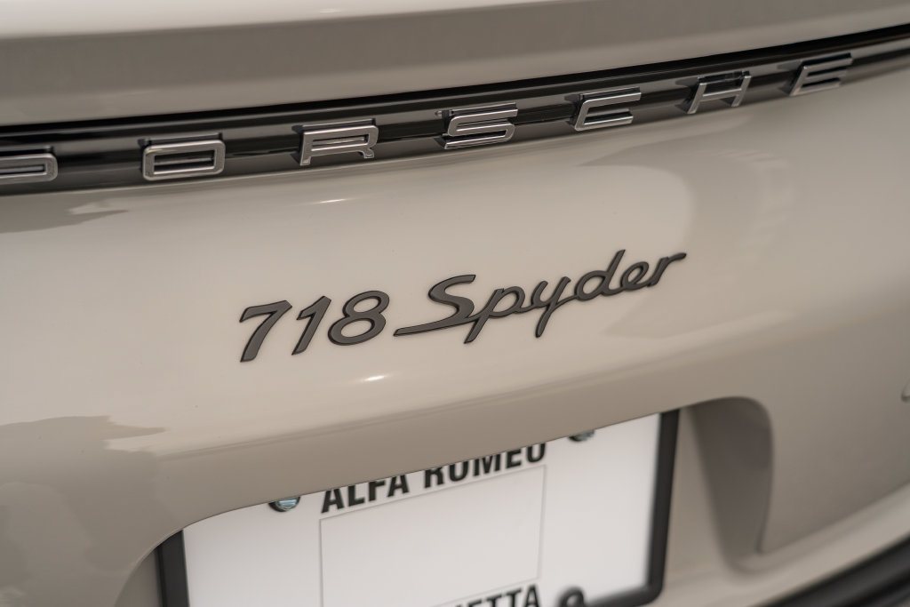 Used 2022 Porsche 718 Boxster Spyder RWD image 7