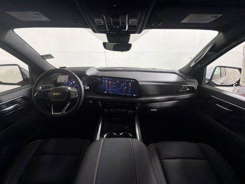 New 2026 Chevrolet Suburban Premier AWD/4WD image 22