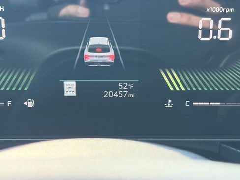 Used 2025 Kia K4 LXS image 39