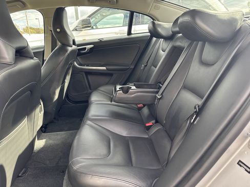 Used 2017 Volvo S60 T5 Inscription w/ Convenience Package image 8