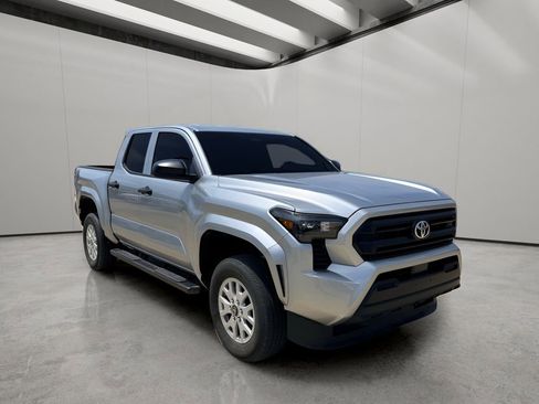 Used 2025 Toyota Tacoma SR AWD/4WD image 5