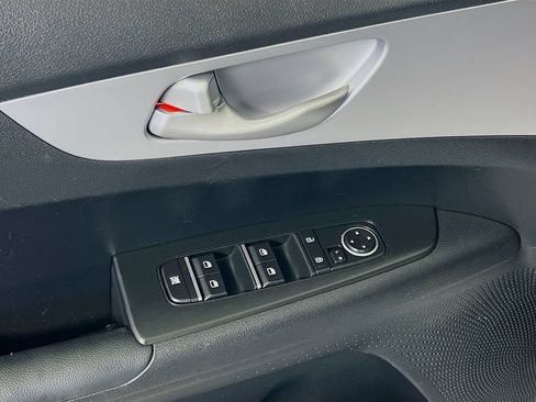 Certified 2024 Kia Forte LXS FWD image 18