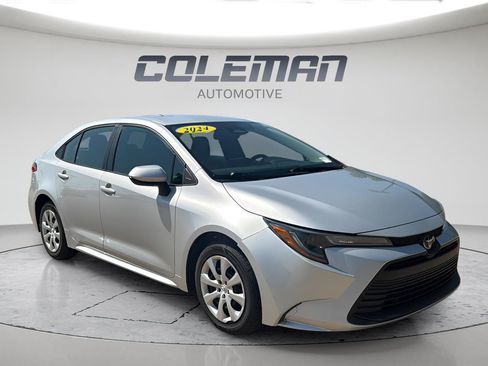 Used 2024 Toyota Corolla LE FWD image 7
