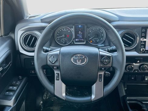 Used 2023 Toyota Tacoma TRD Off-Road AWD/4WD image 11