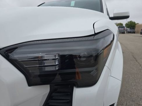 New 2026 Toyota Tacoma SR5 image 30