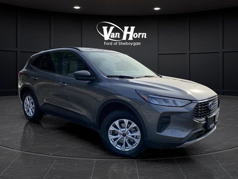 New 2026 Ford Escape Active w/ Active Premium Tech Pack AWD/4WD image 1
