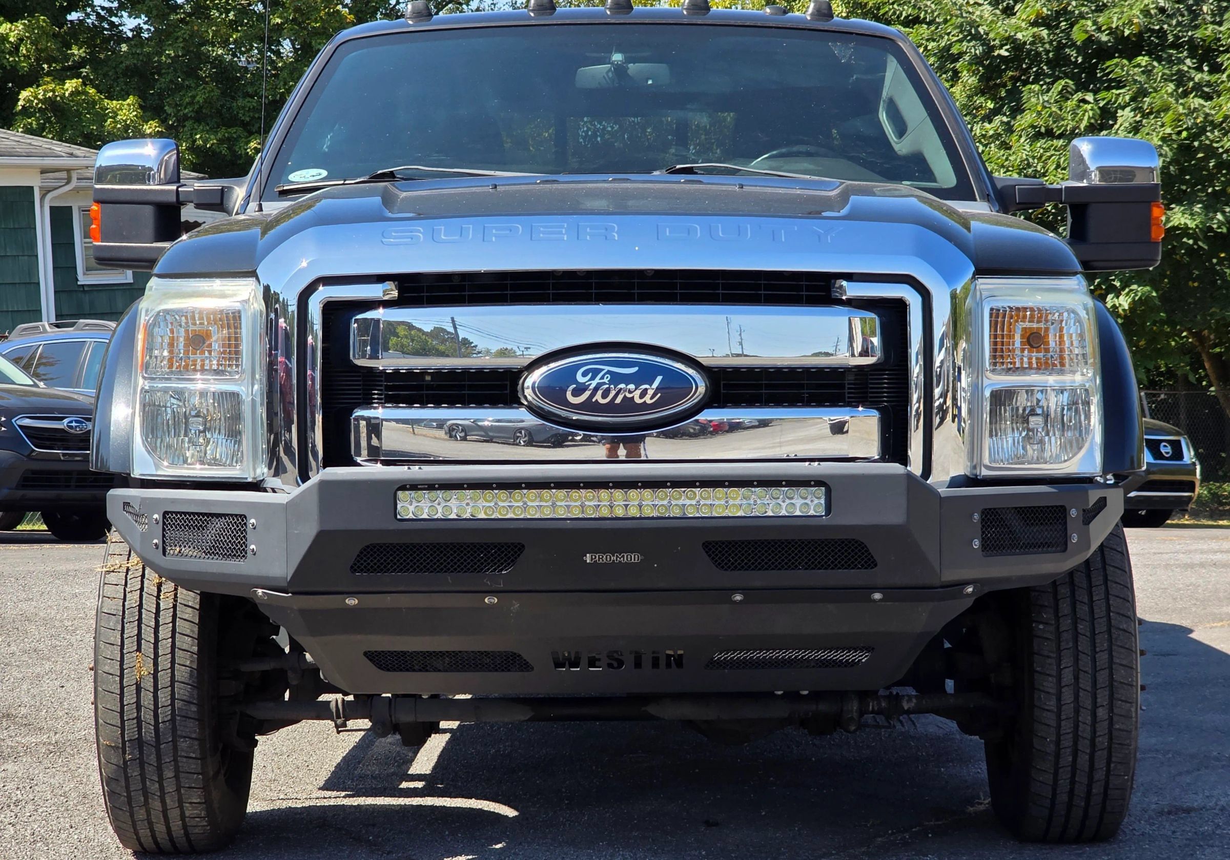 Used 2011 Ford F450 Lariat w/ Lariat Ultimate Pkg AWD/4WD image 2