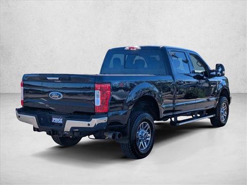 Used 2019 Ford F350 Lariat w/ Camper Package image 5