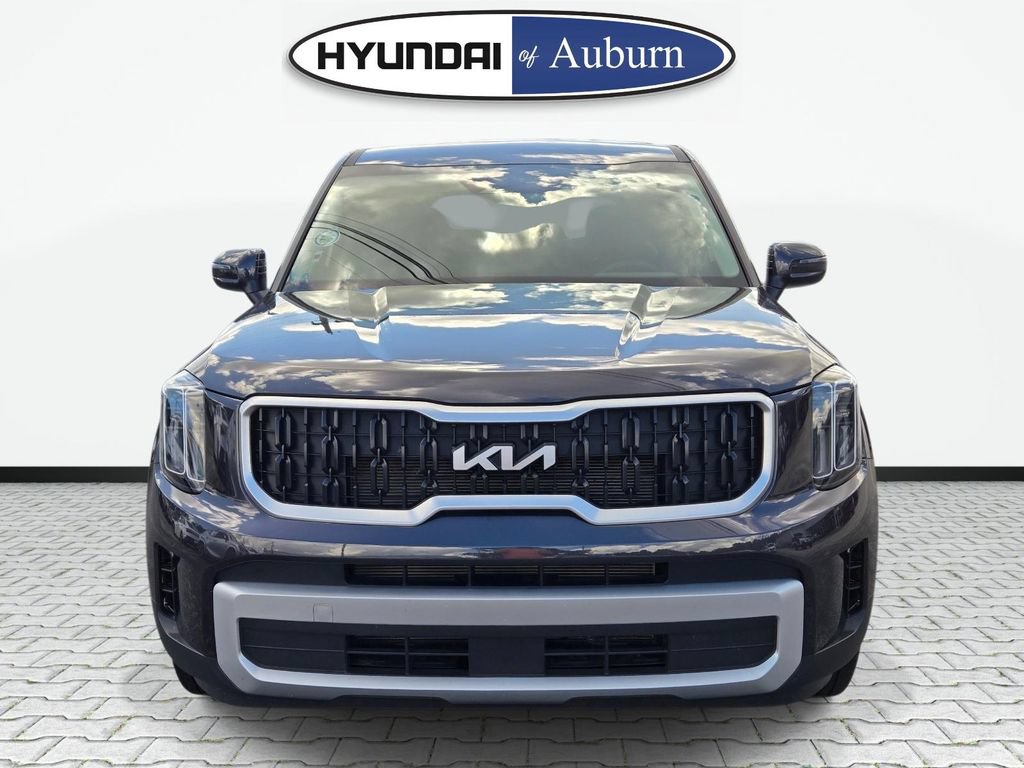 Used 2025 Kia Telluride LX FWD image 12