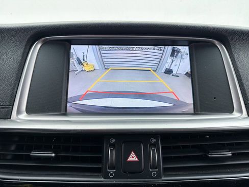 Used 2019 Kia Optima LX image 5