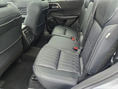 New 2026 Mitsubishi Outlander SEL AWD/4WD image 14