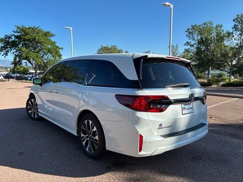 New 2026 Honda Odyssey Elite image 4