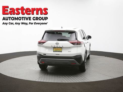 Used 2023 Nissan Rogue S AWD/4WD image 38